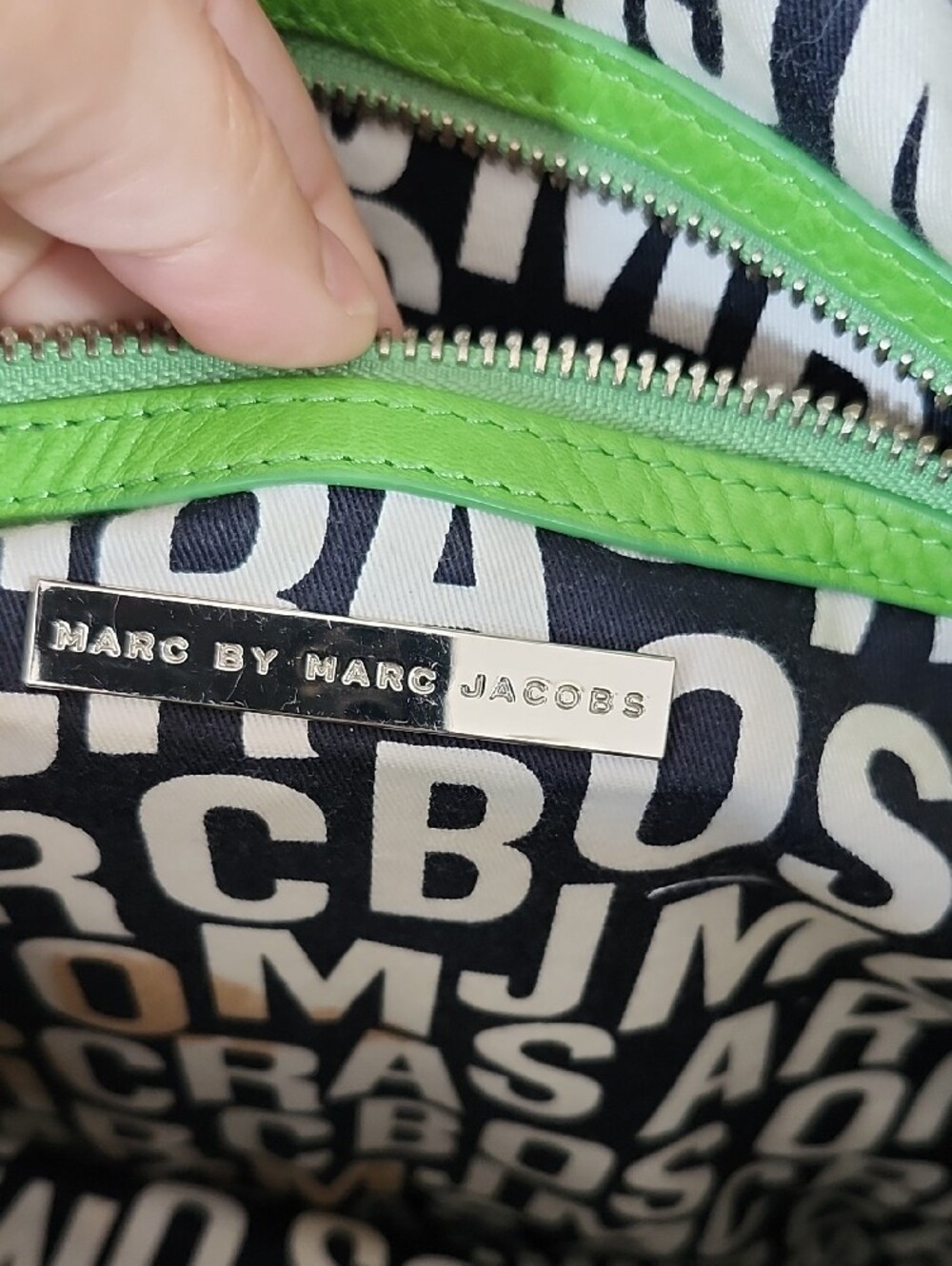 MARC JACOBS Green Women's Leather Tote Handbag - Picture 5 of 9